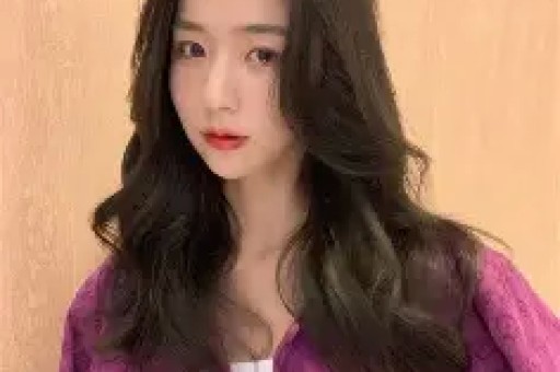 一天3个瓜！女星被大佬操控、顶流恋情曝光杨颖被牵连 个个大瓜