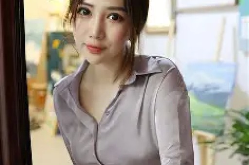 “曝林俊杰大嫂想吃绝户”登上热搜；林俊杰与大哥社交平台互相取关删除与大哥大嫂合影有爆料称联合闺蜜冒充其女友同学散布黑料
