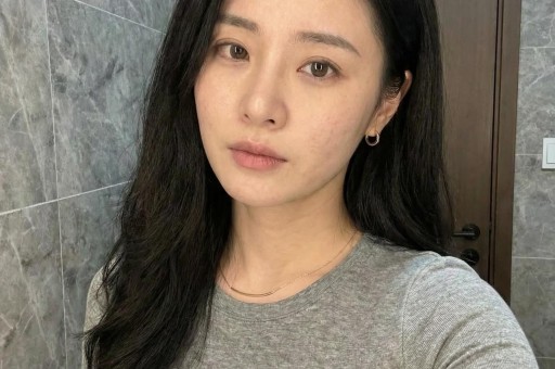 情侣吵架闹上热搜：王鹤润遭群嘲且负面被扒主打黑红也是红？