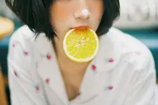 最近娱乐圈的大瓜你们吃了吗？